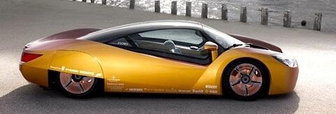 En framtida bil parkerad på en gata. (AI text)