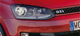 En röd Volkswagen Polo GTI (AI text)