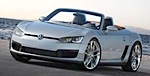 En Volkswagen Golf cabriolet. (AI text)