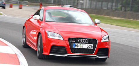 Audi TT RS 3 (AI text)