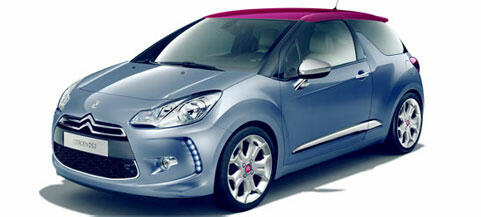 En blå Citroën C3 S (AI text)