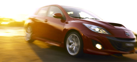 En röd Mazda (AI text)