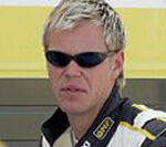 en förare i solglasögon (AI text)