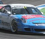 Bilar på racerbana (AI text)