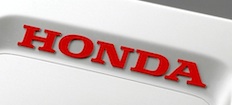 En Honda-logga på en tallrik (AI text)