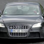 Audi TT spårades på racerbana (AI text)