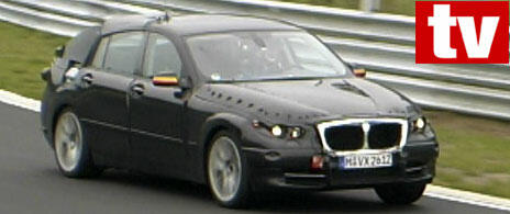 BMW X5 xDrive - Spionfoton (AI text)
