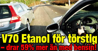 En bil kör ner på vägen med orden "V70 Etanol" för Torsti. (AI text)