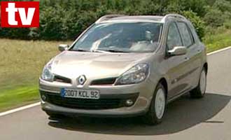 Renault C1 - TV: En bil som passar både för stads- och långfärder. (AI text)