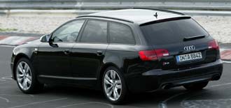 Audi A4 Avant (AI text)