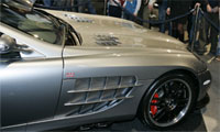 Mercedes SLR kraschade in en mur. (AI text)