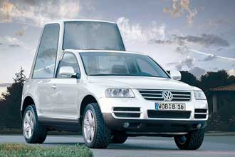 En Volkswagen-terrängbil med ett kors på taket. (AI text)