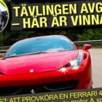 En man kör en röd Ferrari-sportbil. (AI text)