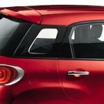 En röd Fiat 500 (AI text)