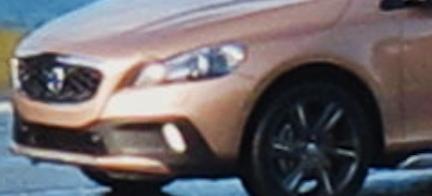 Volvo V40 är en kompakt hatchback. (AI text)