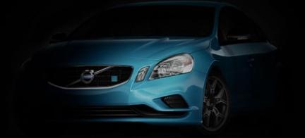 Volvo V40 xDrive är en ny bil. (AI text)