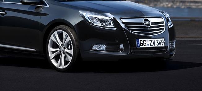 Den nya Opel Astra är en kompakthatchback. (AI text)