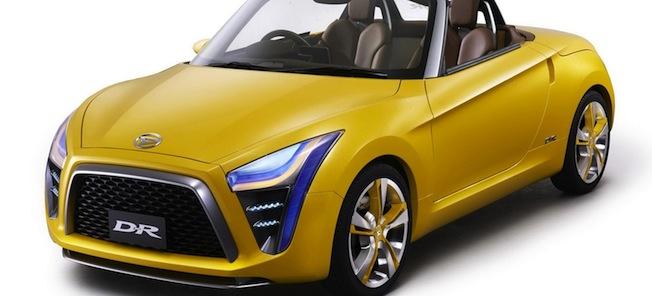 En gul sportbil i form av en cabriolet. (AI text)