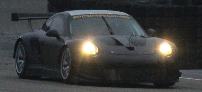 En Porsche GT3 RS (AI text)