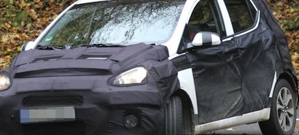 En spionerad hyundai i10. (AI text)