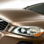 Volvo XC90 V6 - en bil med beige inredning (AI text)
