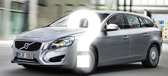 En Volvo C30 V6 jämförs med en annan Volvo C30 V6. (AI text)