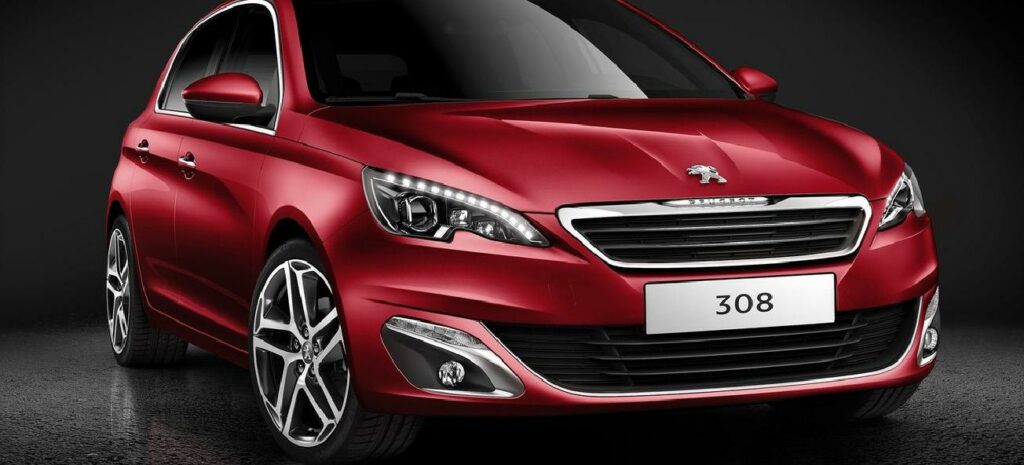Den nya Peugeot 208 är en kompakt bil. (AI text)
