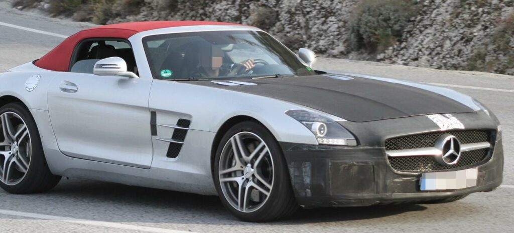 Mercedes-Benz SLS AMG (AI text)