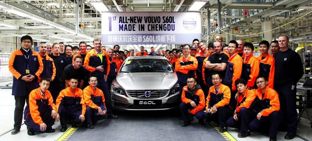Volvo biltillverkningsanläggning i Kina (AI text)