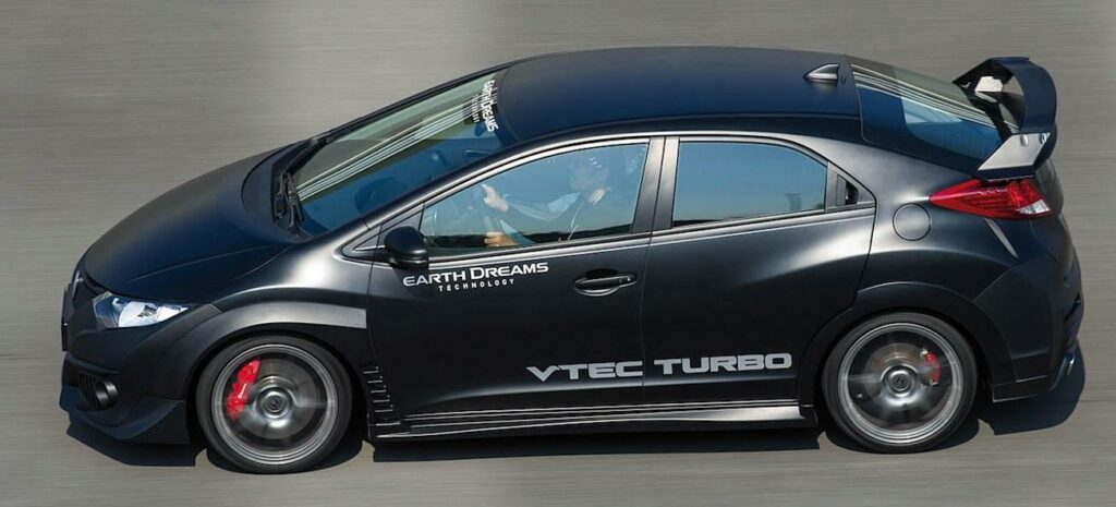 Honda Civic VTi-Turbo jämförs med Honda Civic VTi-Turbo (AI text)