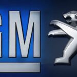 GM-logotyp på en mörk bakgrund (AI text)