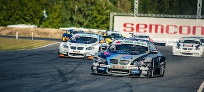 BMW M3 GT: en racerbil på banan (AI text)