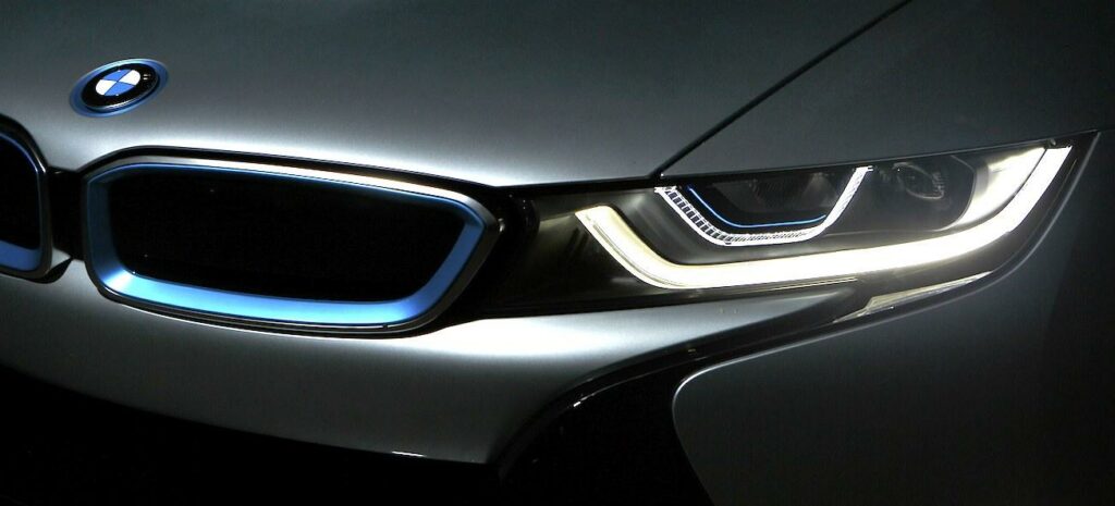 BMW I3-konceptbilen på BMW I3-lanseringen (AI text)