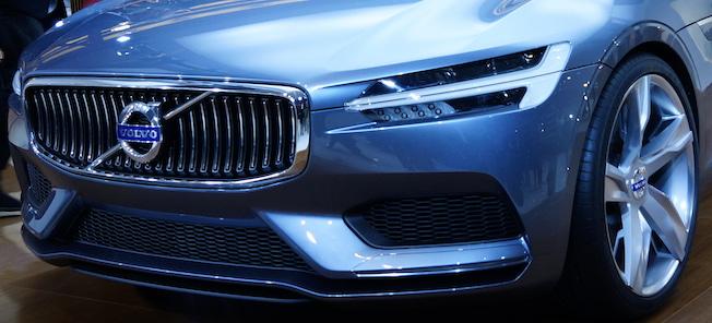 Volvo C90-konceptbil på Shanghais bilsalong (AI text)