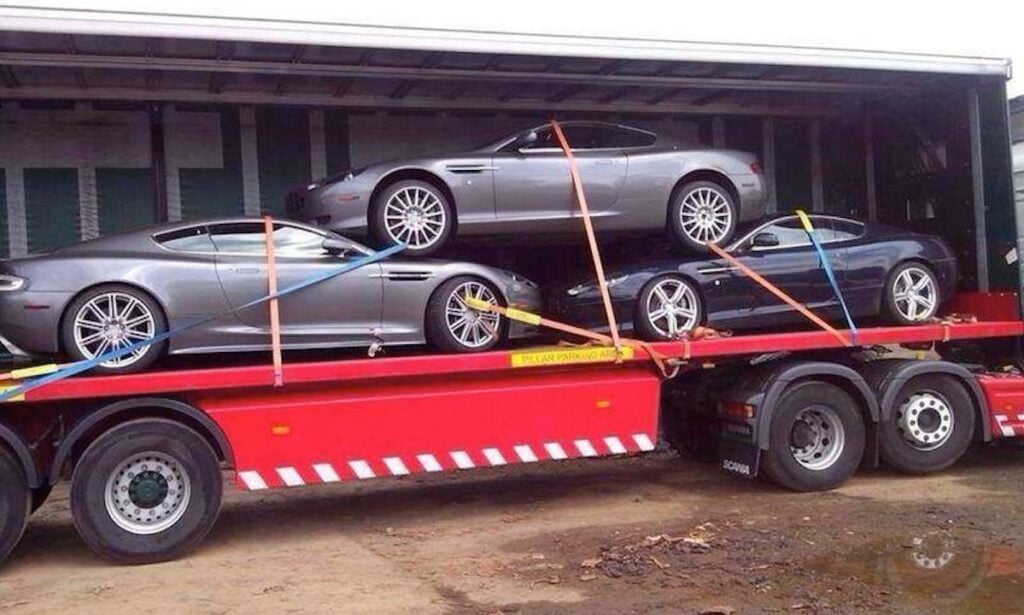 Aston Martin Vantage (AI text)