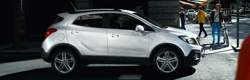 Opel Mokka bidrar till framgången. Inberäknat beställda bilar är man snart uppe i 300.000 sålda Mokka.