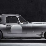 Aluminiumkaross, aluminiummotor med torrsump och bedövande vackra linjer.