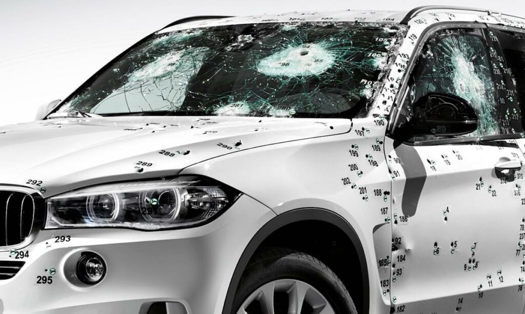BMW X5 xDrive (AI text)