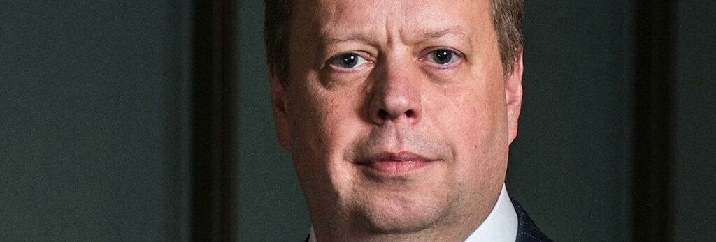 Britten Andy Palmer har under lång tid varit chef för Nissan och Infiniti. Men nu är Palmer rekryterad till det nya vd-jobbet hos Aston Martin.