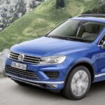 Samtliga versioner av Volkswagen Touareg har fyrhjulsdrift och åttastegad automatlåda som standard. För de som söker en mera terrängduglig version av Touareg går det att välja till paketet Terrain Tech till V6 TDI 262 hk.