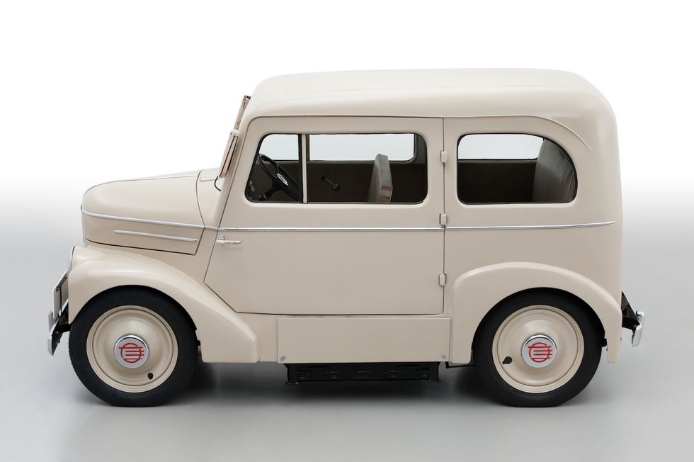 Långt innan Nissan Leaf – här är 1940-talets bortglömda elbil