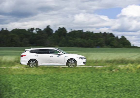 Svenskt pris för laddhybriden – rena sparbössan