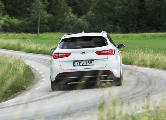 Svenskt pris för laddhybriden – rena sparbössan