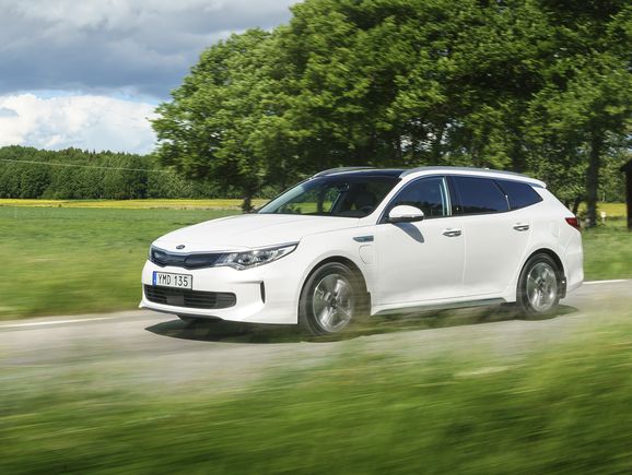 Svenskt pris för laddhybriden – rena sparbössan