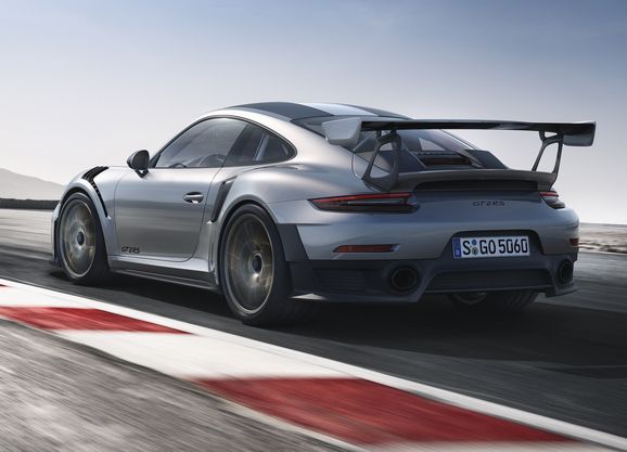 Porsche 911 GT2 RS får sladd i 230 km/h på Nürburgring