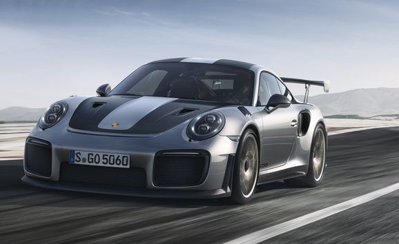 Porsche 911 GT2 RS får sladd i 230 km/h på Nürburgring