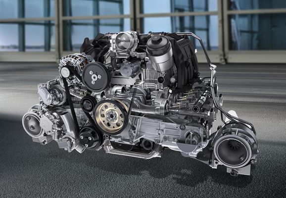 Porsche 911 GT2 RS får sladd i 230 km/h på Nürburgring