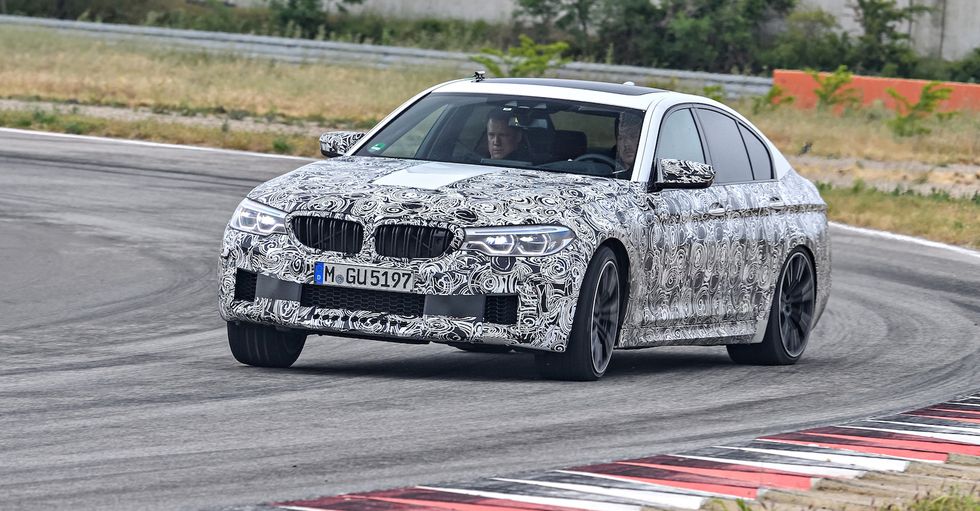 Vi provkör nya BMW M5 – nu med fyrhjulsdrift