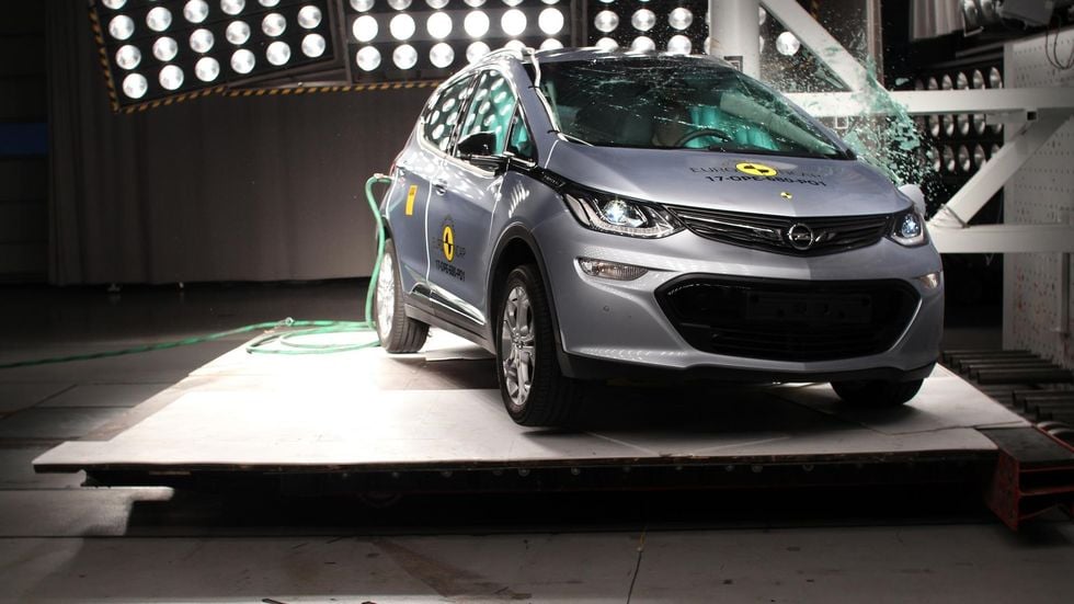 Opel Ampera-e får klara sig utan toppbetyg