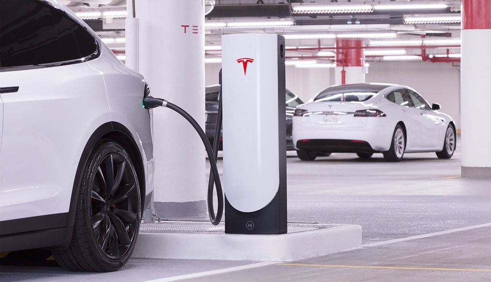 Tesla planerar 12 nya Superchargers i Sverige
